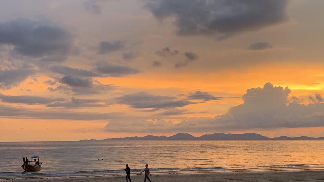 أنيافي كرابي بيتش ريزورت