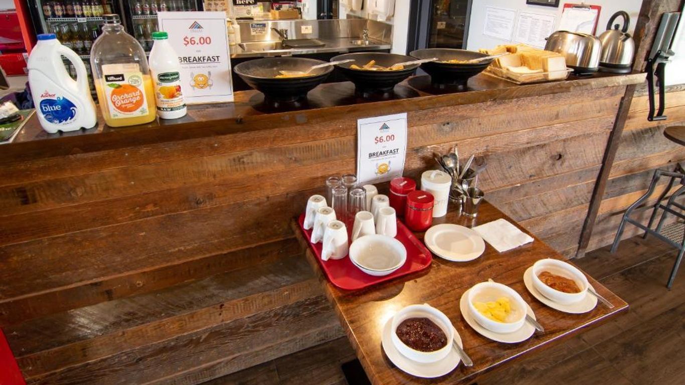 إربانز - هوستل