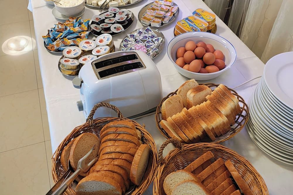 Konak Vukasinovic - Free Parking - Belgrado - Buffet