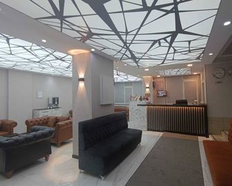 Peracity Hotel - Angora - Lobby