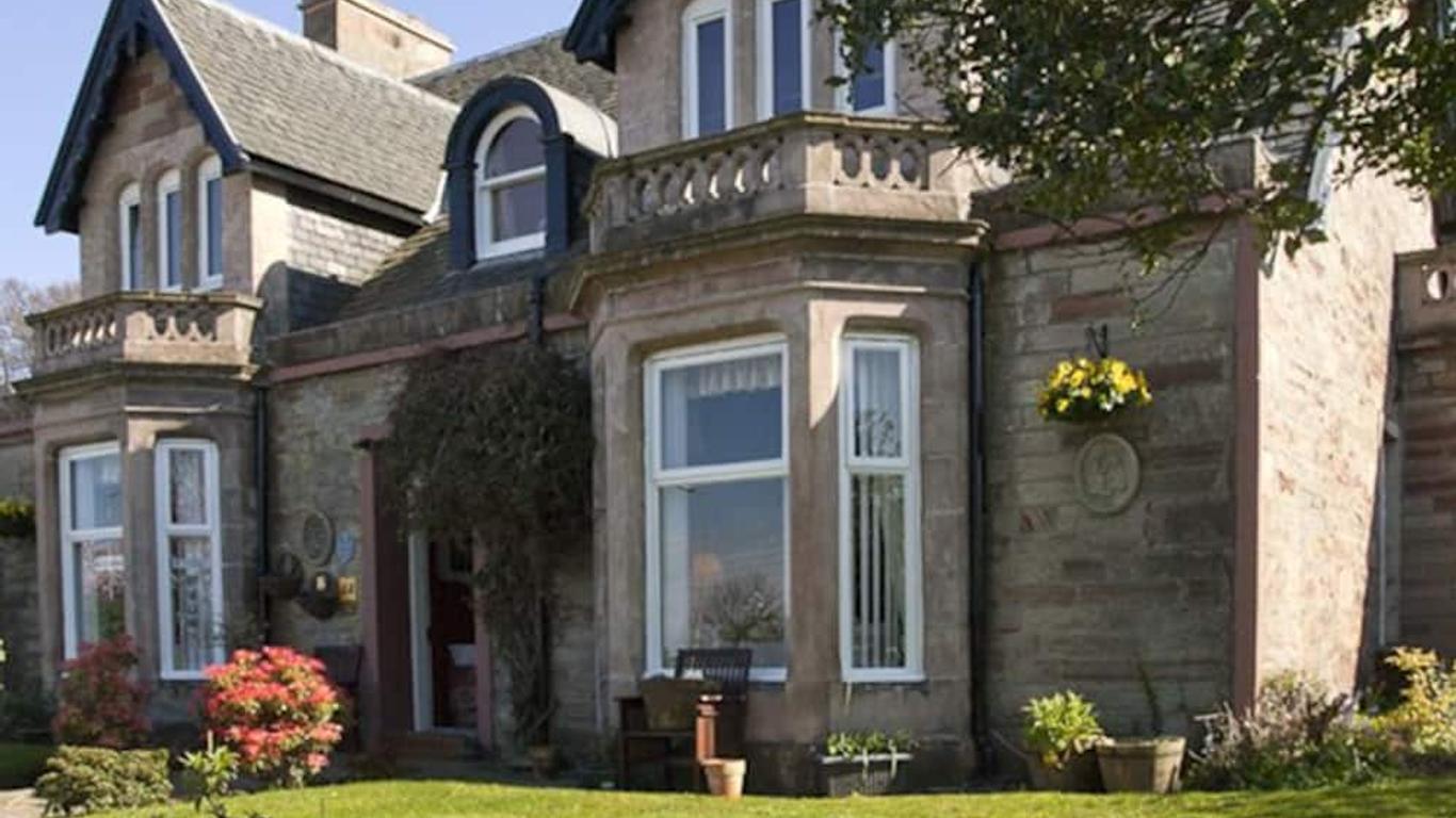 Royston Guest House Inverness