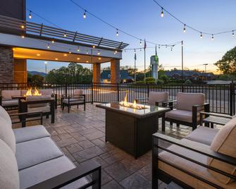 Holiday Inn Roanoke-Tanglewood-Rt 419&i581 By IHG - Roanoke - Building