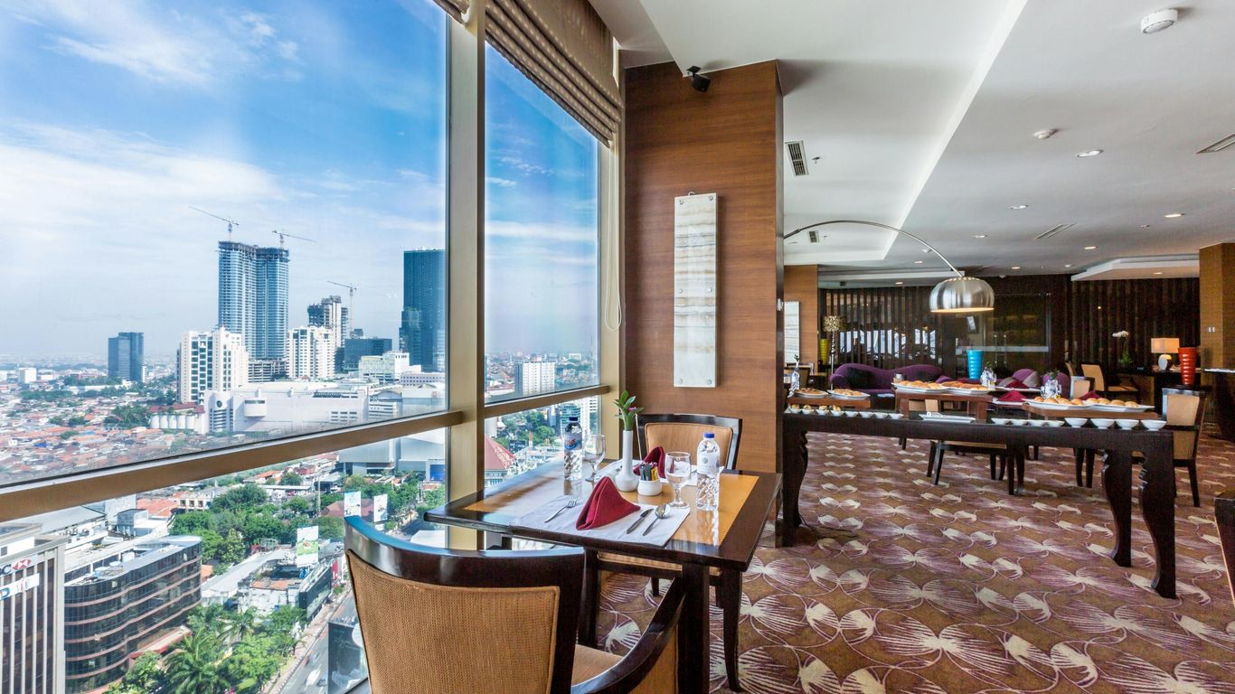 Wyndham Surabaya City Centre