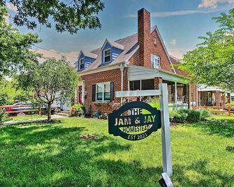 Stylish DC Studio about 5 Mi to National Mall! - Washington, D.C. - Gebäude