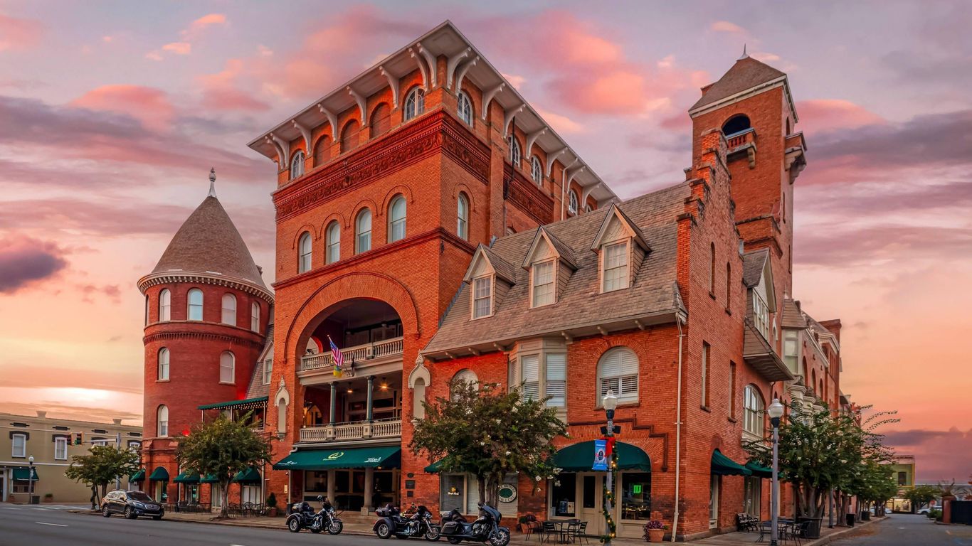 Windsor Hotel, an Ascend Collection Hotel