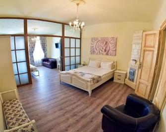 La Maisonnette - Braşov - Bedroom