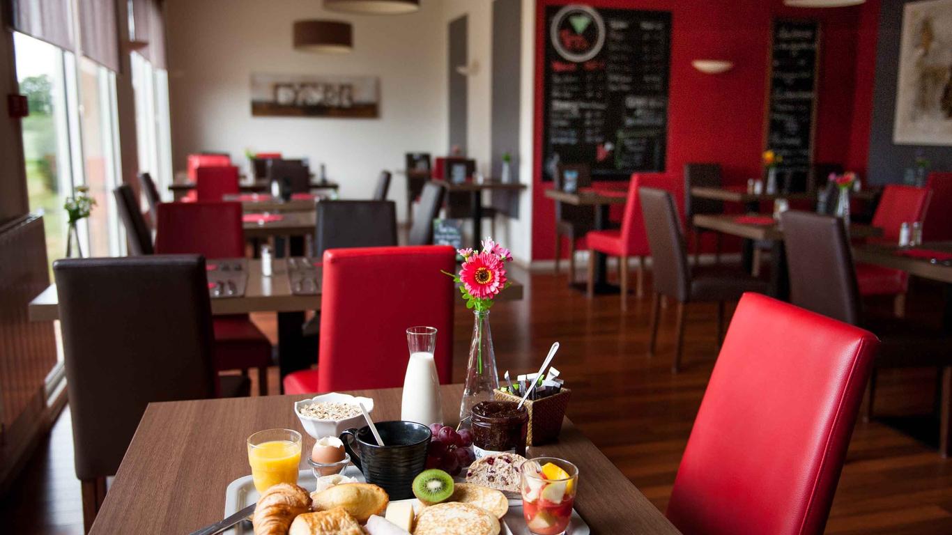 هوتل إيبيس أفالون