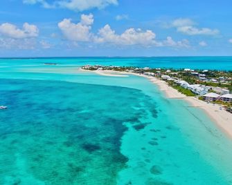Waterfront Condo with Private Boat Slip! - Treasure Cay - Beach