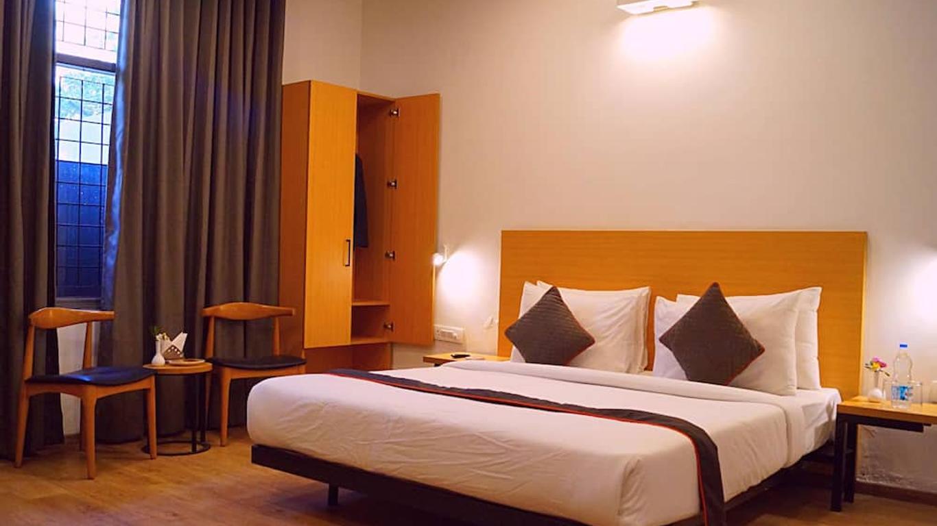 Hotel Sps Inn