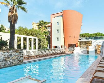 Résidence Pierre & Vacances Premium Port Prestige - Antibes - Uima-allas