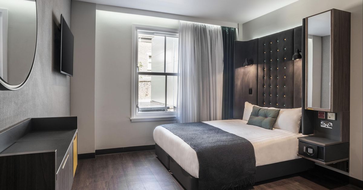 Point A Kensington Olympia £75. London Hotel Deals & Reviews KAYAK