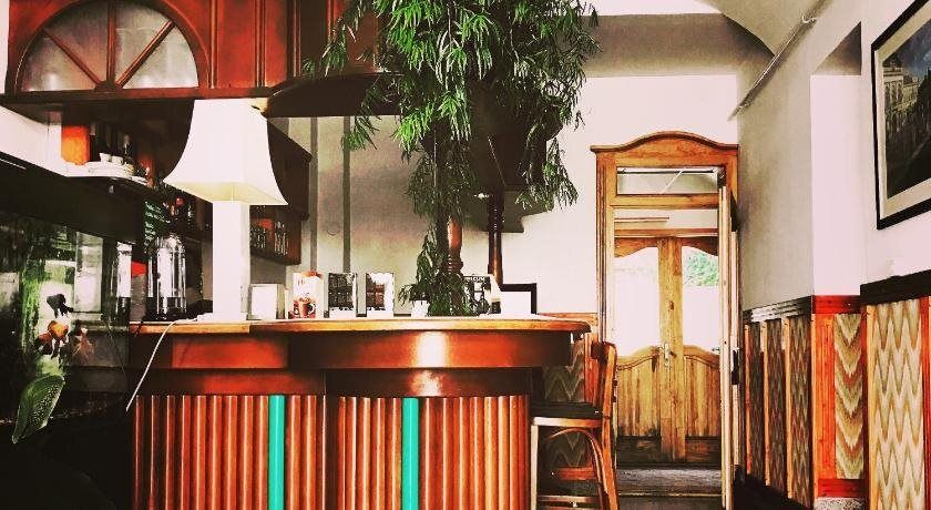 فاركابو بانزيو - إجر - بار