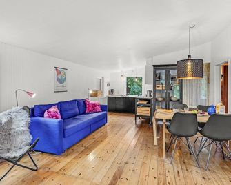 Gorgeous Home In Kalundborg With Wifi - Kalundborg - Salon