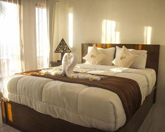 Prasi Sunset Bungalows - Nusa Penida - Schlafzimmer