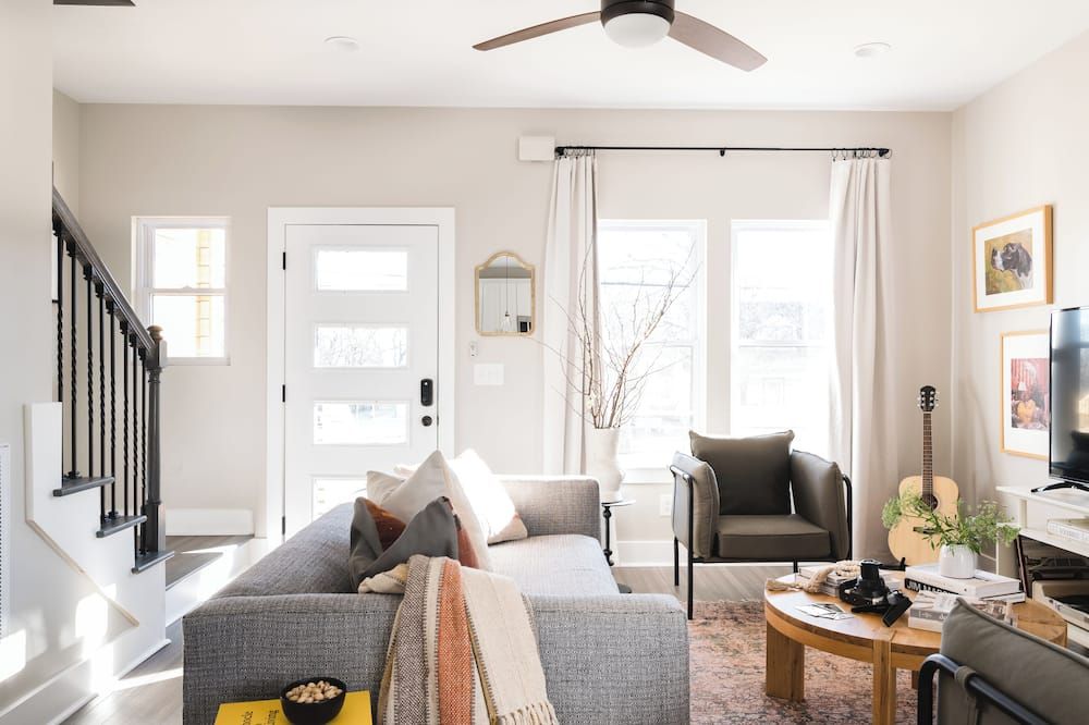 Cherokee by AvantStay Contemporary Design in a Prime Location - נאשוויל - סלון