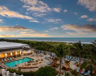 Hilton Garden Inn Cocoa Beach Oceanfront - Cocoa Beach - Pool