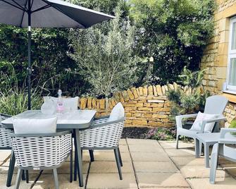 Cotswold Chic Retreats 'Cloud Nine' Central Chipping Campden-Parking-Garden - Chipping Campden - Binnenhof