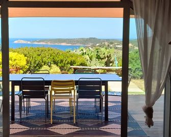 Plage Du Péro Sea View, Ground Floor With Private Garden- Jacuzzi - Cargèse - Balcony