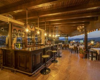 Queen Boutique Hotel - Bitez - Bar