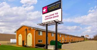 Magnuson Hotel Extended Stay Canton Ohio - Canton - Building