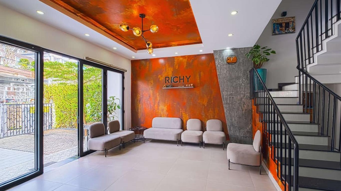 Richy Dalat Hotel