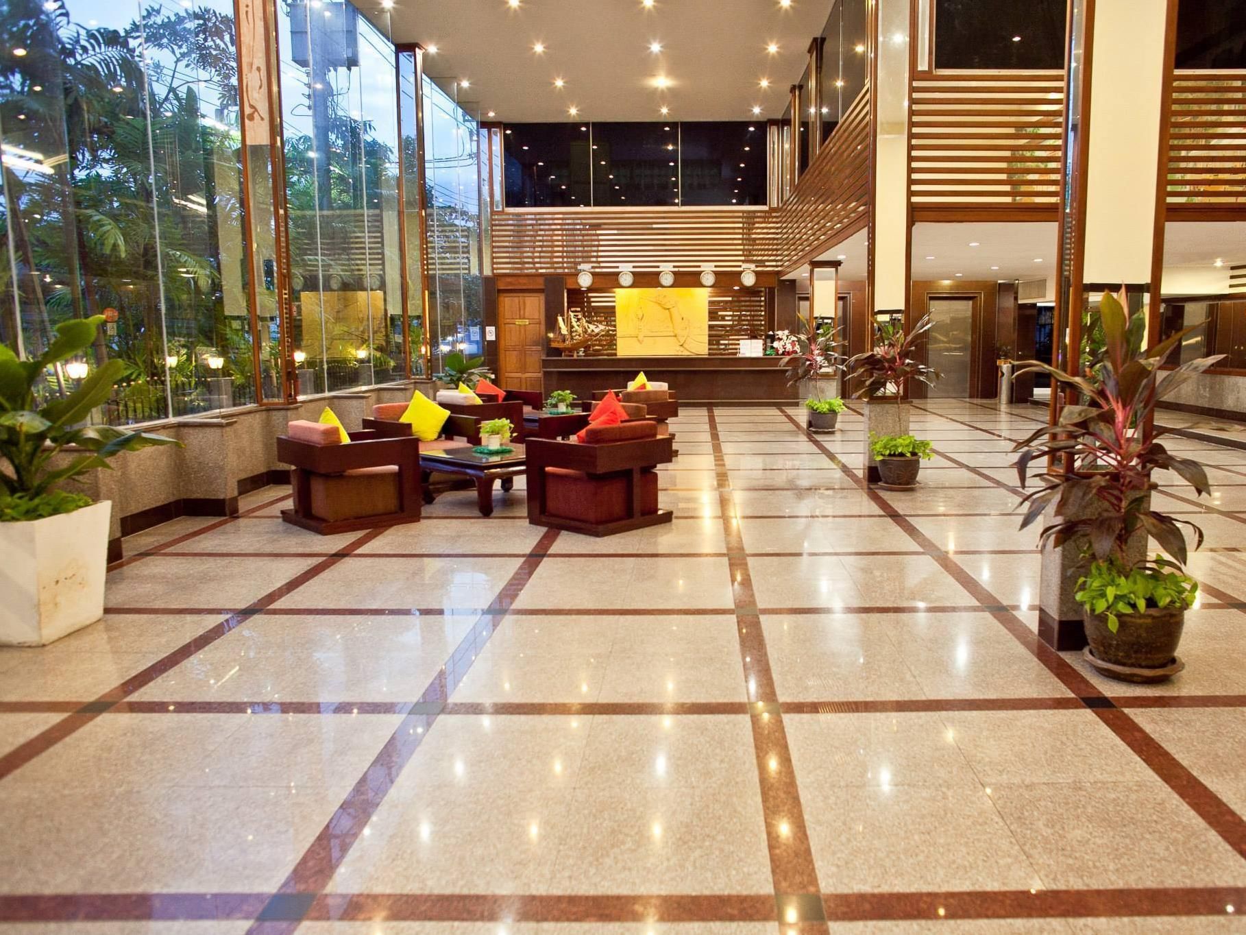 Boutique Holiday Hotel - בנגקוק - לובי