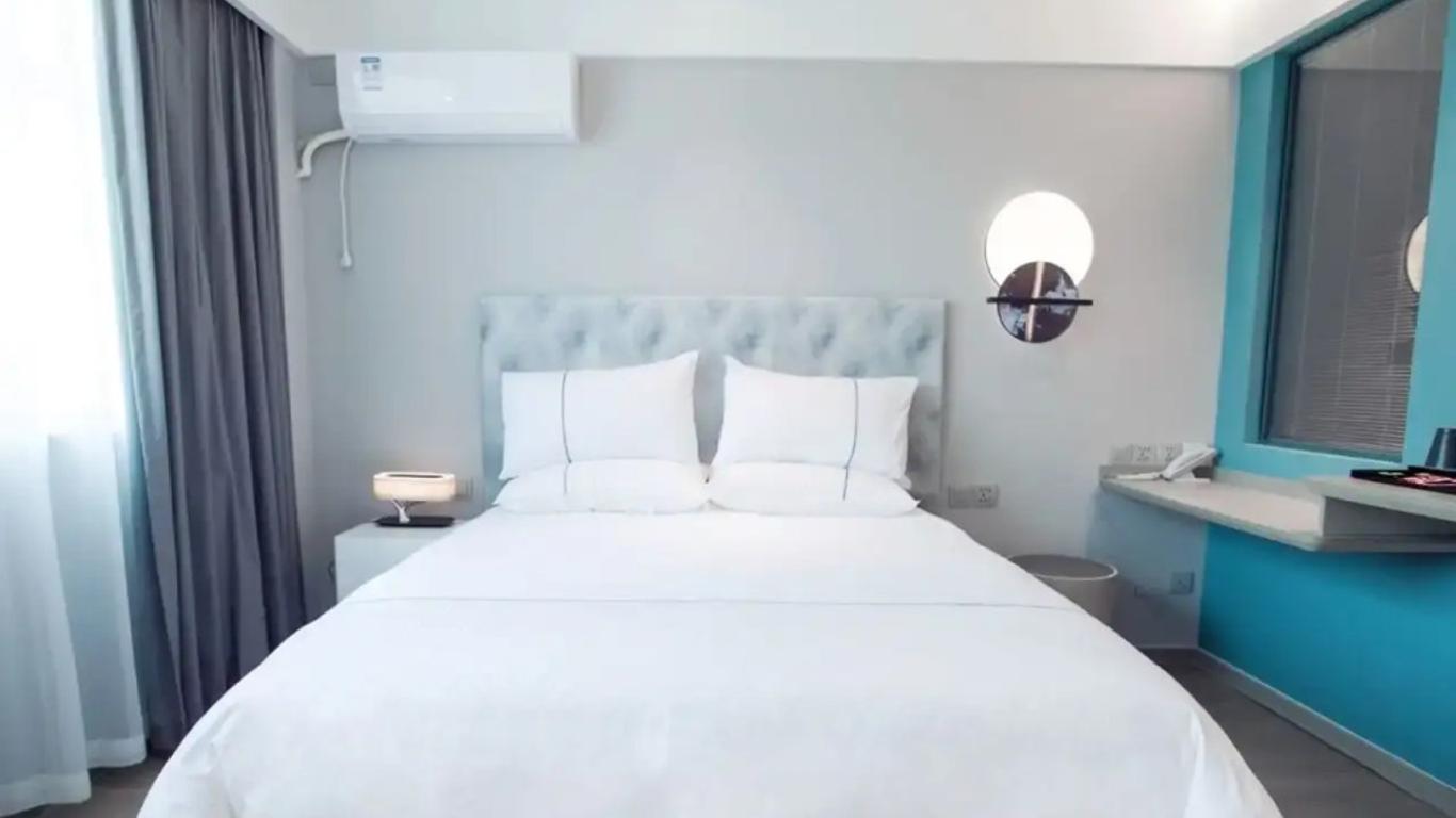 惠州白玉蘭惠州南站酒店