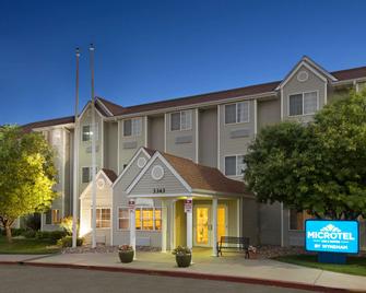 Microtel Inn & Suites by Wyndham Pueblo - Pueblo - Edificio