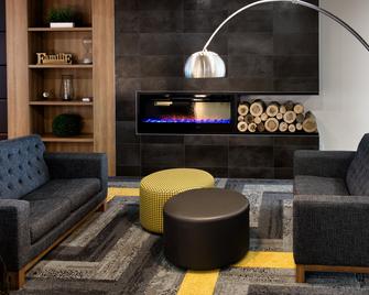 Holiday Inn Express & Suites Trois-Rivieres Ouest By IHG - טרואה ריבייר - בניין