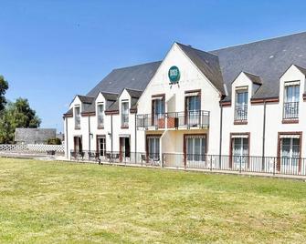 Logis Hôtel Sully le Château - Sully-sur-Loire - Bâtiment