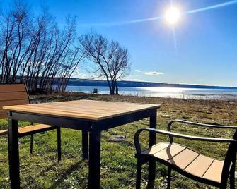 Condo 2 - Bord de l'eau SPA Barbecue & Foyer - Sainte-Anne-de-Beaupré