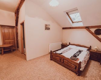 Palac Kursko Agroturystik - Międzyrzecz - Sypialnia