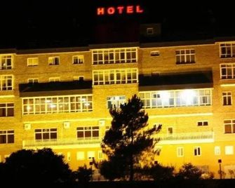 Hotel San Rosendo - Orense - Edificio