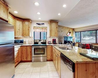 Pine Ridge Condominiums - Breckenridge - Keittiö