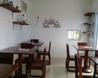 Sergi's Resort and Hotel - Palompon - Restaurant