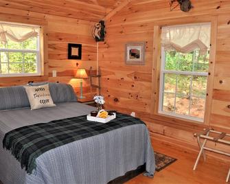 Luxury cabins in the foothills of the Blue Ridge Mountains - Westminster - Bedroom