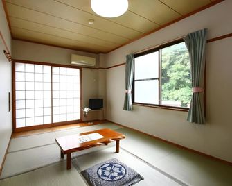 Minshuku Takesugi - Yakushima