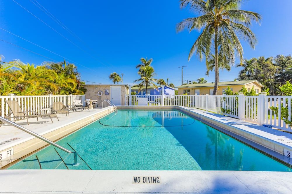 Fountain Cottages Inn - פורט מאיירס - בריכה