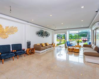 The Cheetar Hotel - Kathu - Lobby