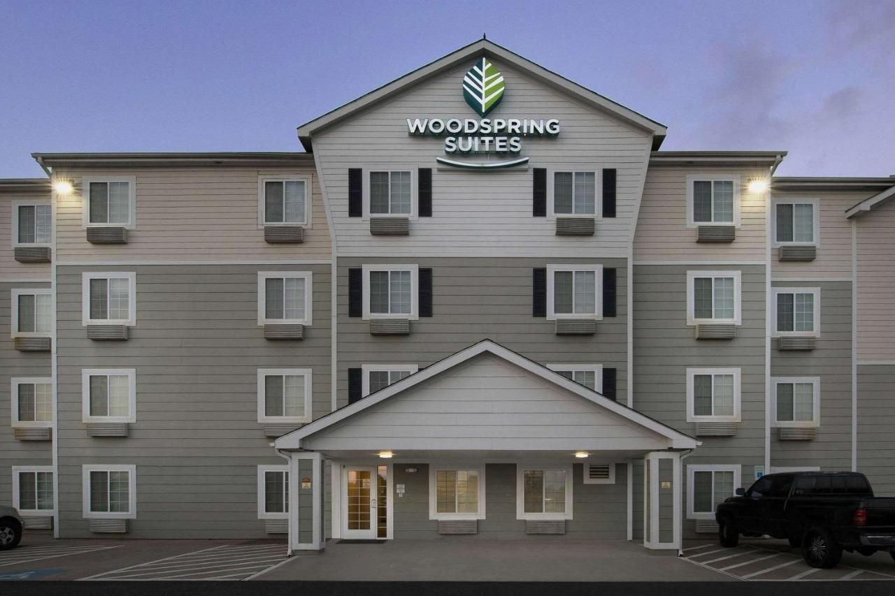 WoodSpring Suites Waco near University thumbnail 2