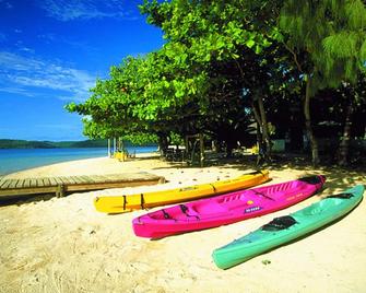 Tongan Beach Resort - Utungake - Playa