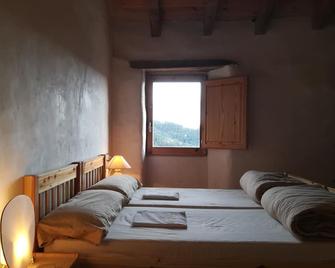 Alberg Rural El Negre - Ogassa - Bedroom
