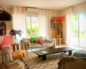 Maison d'artiste African queen - Cotignac - Living room