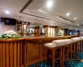 Suntara Wellness Resort & Hotel - Chachoengsao - Bar