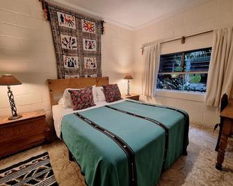Yellow House Hostel B&B - Antigua - Kamar Tidur