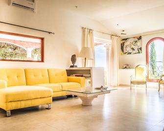 Villa Yrondi - Vaitape - Living room