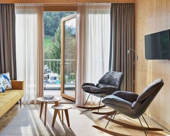Natürlich Hell. Aparthotel & Camping - Fügen - Soggiorno