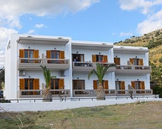 Idomeneas Apartments - Sougia - Building