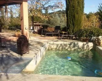 Casita de Piedra en El Refugio - Archidona - Pool
