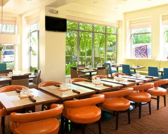 Hilton Garden Inn Seattle/Renton - Renton - Ravintola